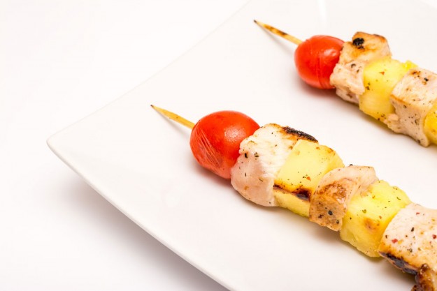 pinchos-pavo-pina