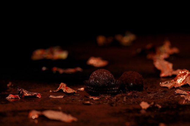 chocolates-563388_960_720